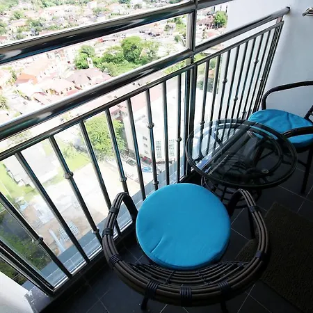 Husna Apartment Dperdana Kota Bharu Exterior photo