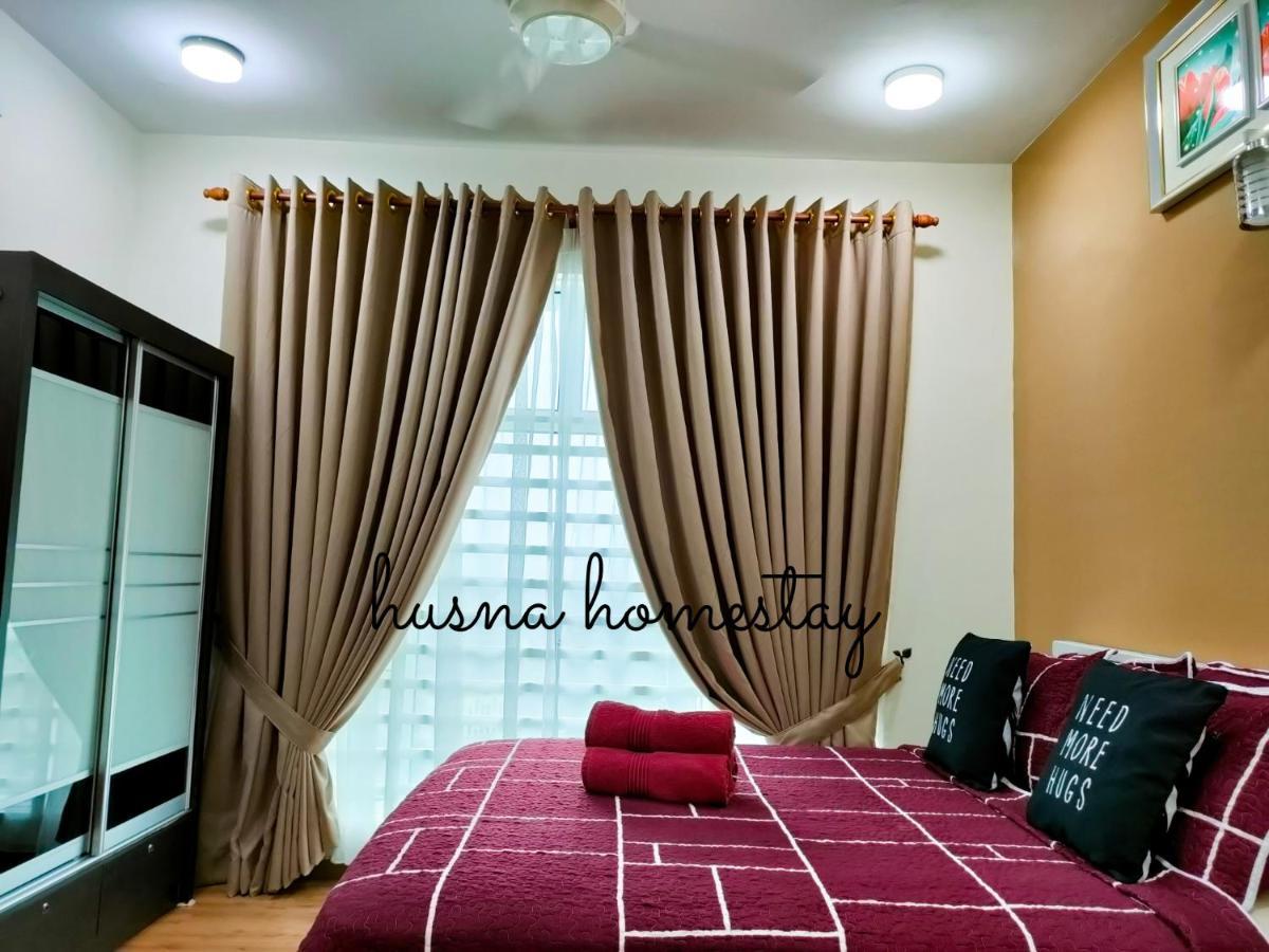 Husna Dperdana * Kota Bharu