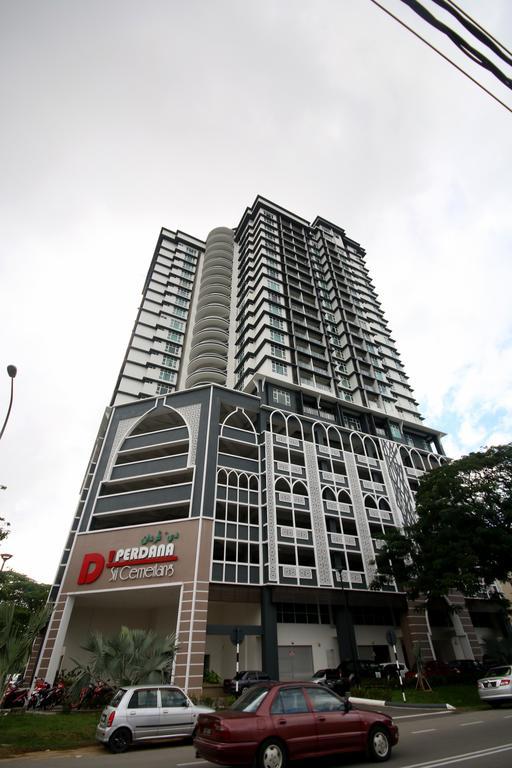 Husna Dperdana